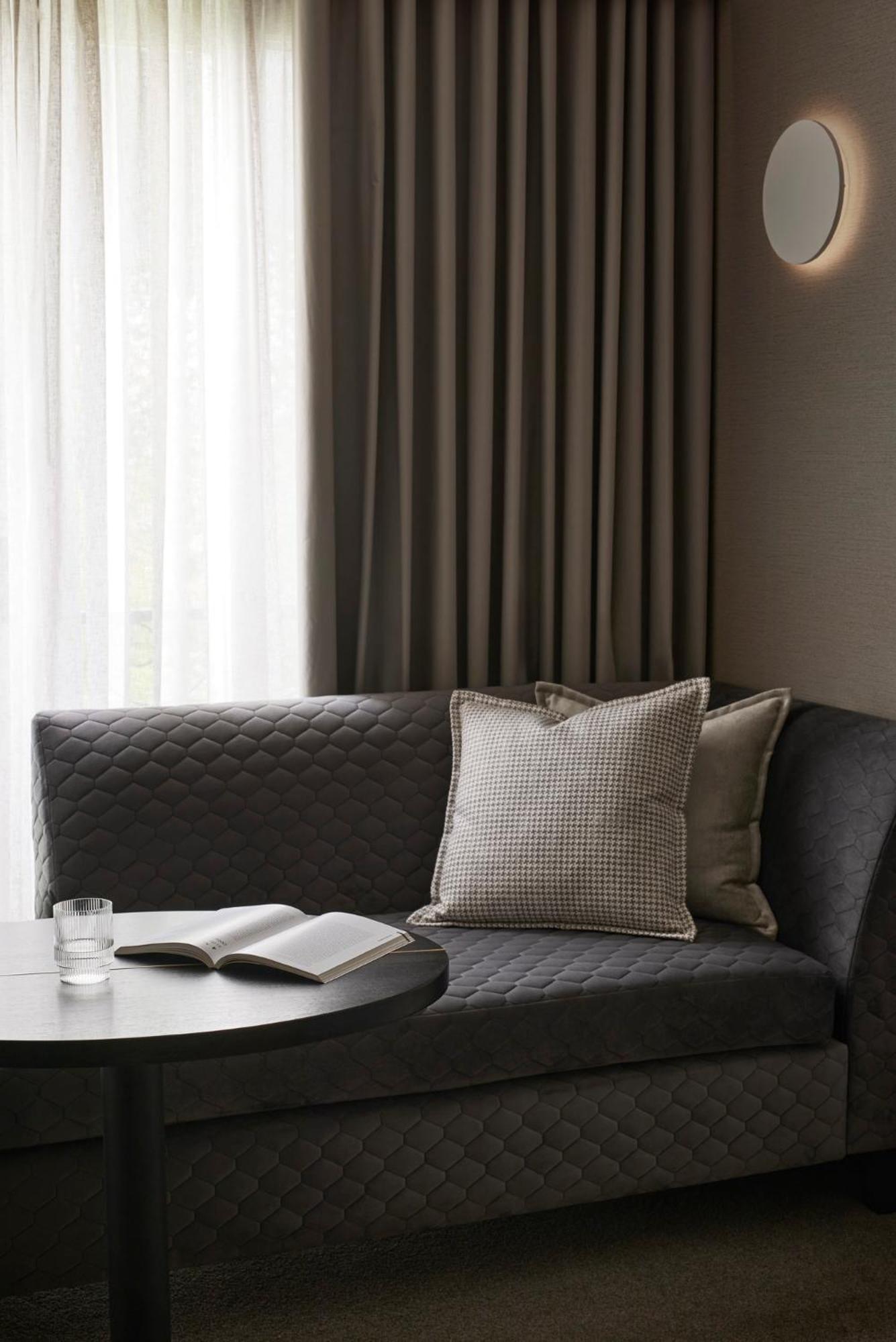 The Lyall Melbourne Room photo